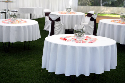 OTTAWA TABLE RENTALS-TABLES FOR RENT OTTAWA WEDDING TABLES FOR RENT-ROUND DINNING TABLES-RECTANGLE BANQUET TABLES PARTY RENTAL SUPPLIES